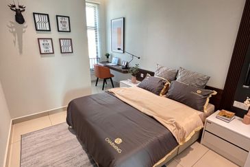 28 x 75 sq.ft Double Storey House Gated Guarded nr Ayer Keroh Bemban Melaka