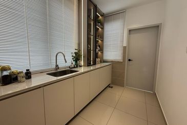 Freehold Gated Gaurded Batu Berendam Double Storey at Batu Berendam Melaka Town