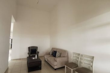 Freehold Endlot with extra Land Single Storey House nr Cheng Rembia Melaka