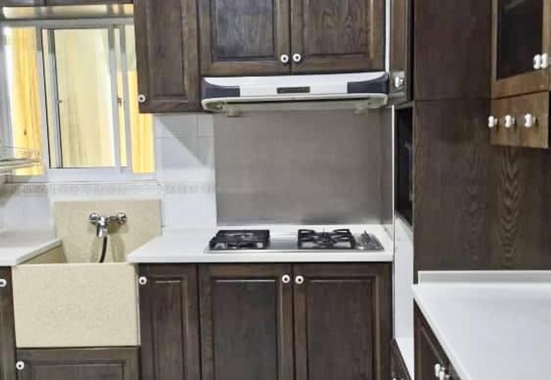 Pangsapuri Orchid View Luxury Apartment