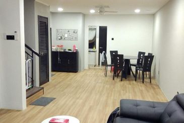 Nusa Villa Townhouse