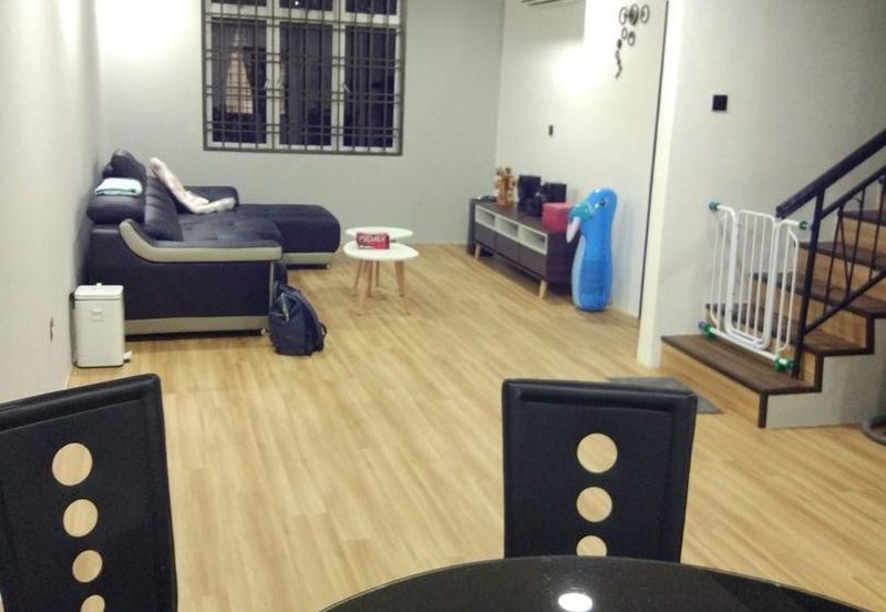 Nusa Villa Townhouse