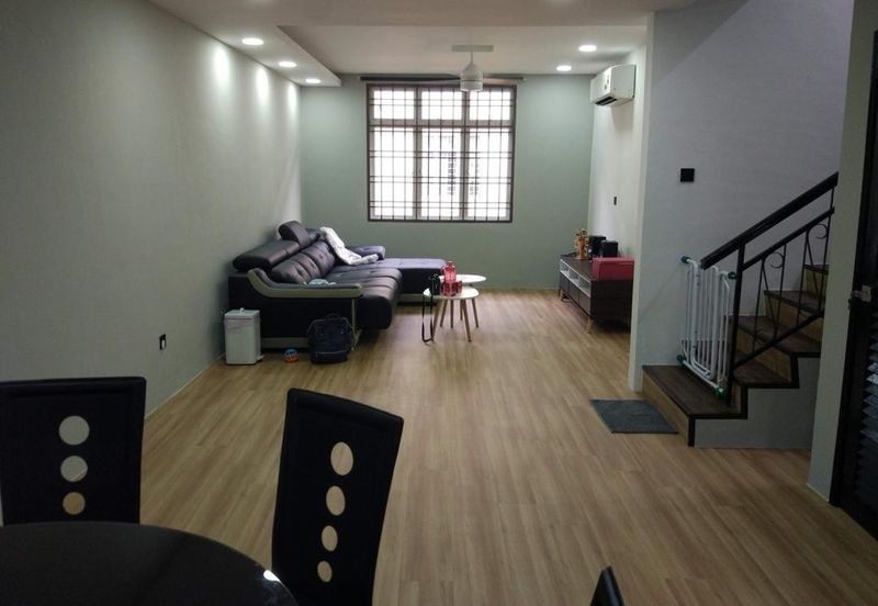 Nusa Villa Townhouse