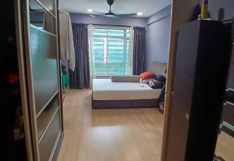 Midas Perling Apartment