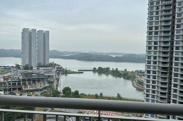 Teega Suites @ Puteri Harbour