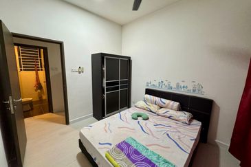 Seri Austin Luxury Apartment