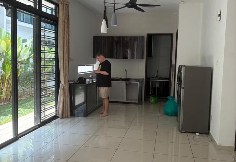 The WaterEdge Residences