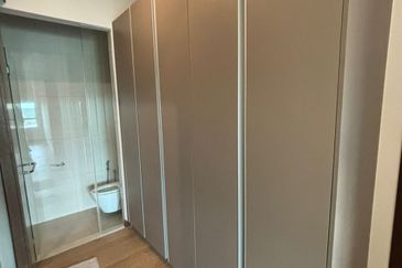 Puteri Cove Residences