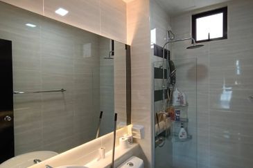 D'Summit Residences @ Kempas Utama