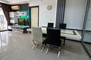 The Straits View, Bandar Baru Permas Jaya