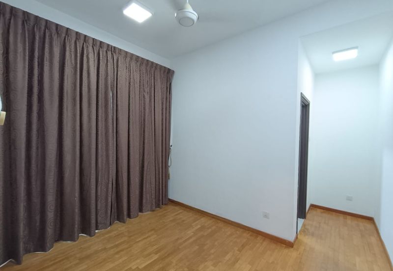 The WaterEdge Residences