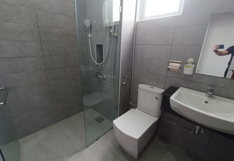 Paragon Suites @ CIQ