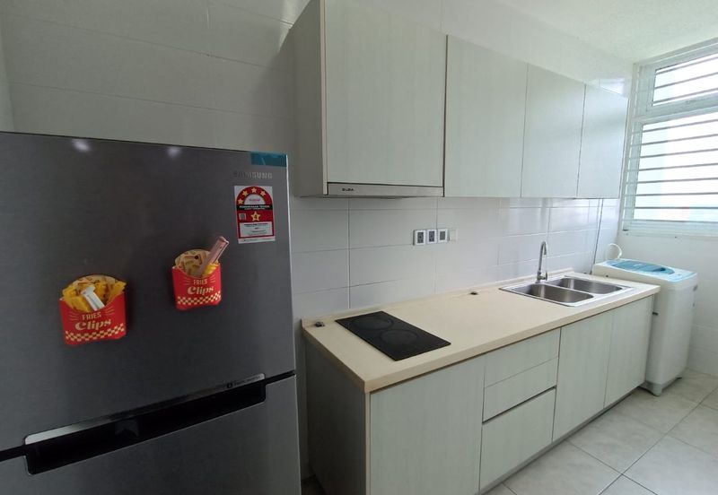 Paragon Suites @ CIQ