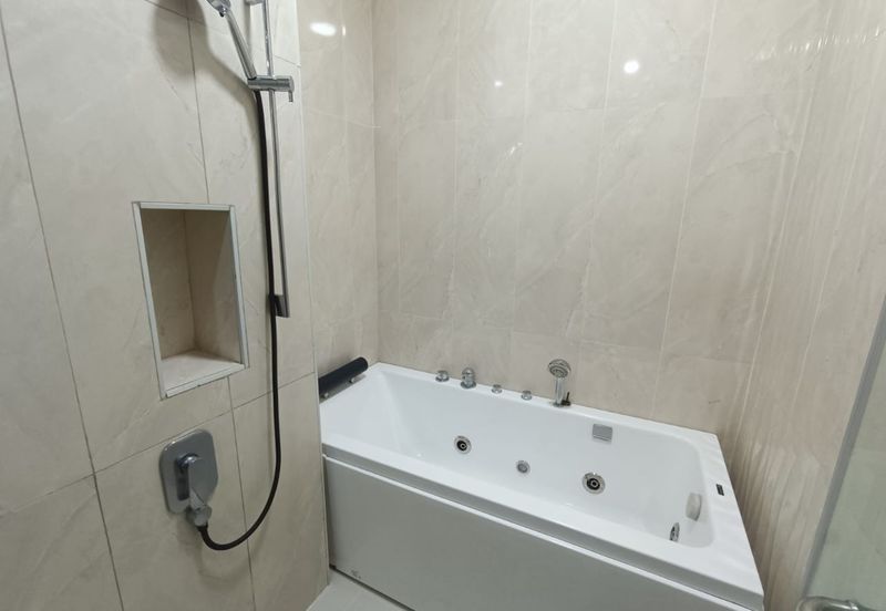 Paragon Suites @ CIQ