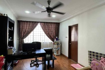 Aloha Tower Condominium