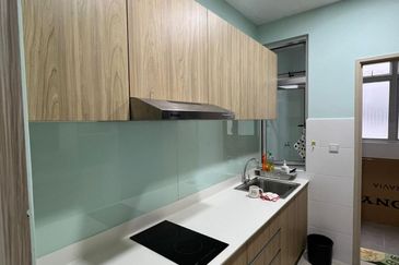 Meridin Bayvue Apartment