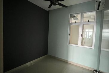 Meridin Bayvue Apartment