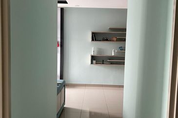 Meridin Bayvue Apartment