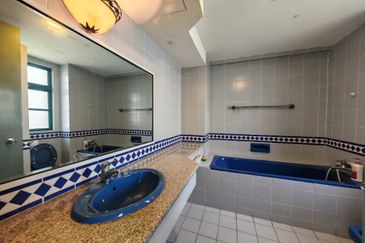 The Straits View, Bandar Baru Permas Jaya