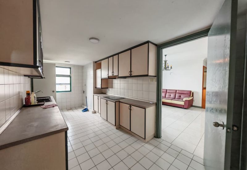 The Straits View, Bandar Baru Permas Jaya