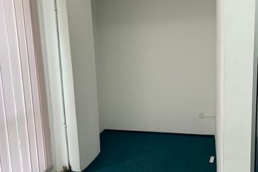 Impian Meridian Commerz