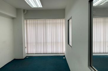 Impian Meridian Commerz