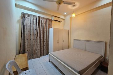 E-Tiara Serviced Apartment