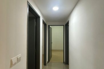 Residensi M Arisa Pelangi