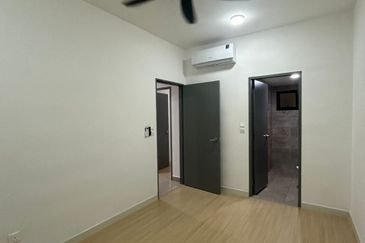 Residensi M Arisa Pelangi