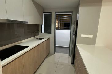 Residensi M Arisa Pelangi