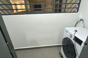 Residensi M Arisa Pelangi