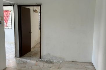 Indah Apartment