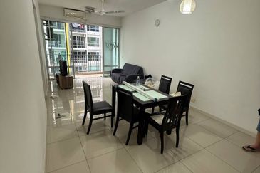 Dedaun Hijau (Greenfield Regency)