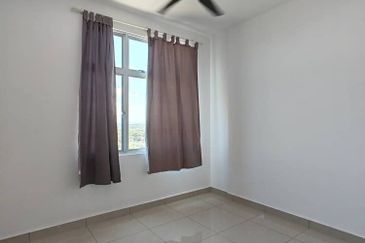 SKS Habitat Apartment, Larkin