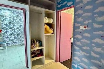 Seri Austin Luxury Apartment