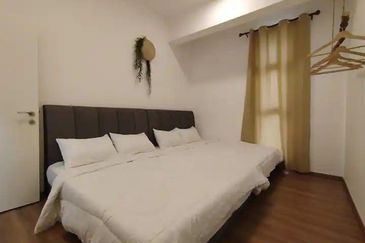 THE COVE HILLSIDE RESIDENCE