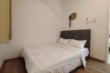 THE COVE HILLSIDE RESIDENCE