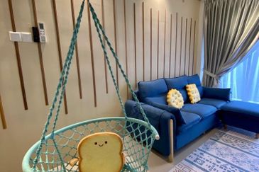 THE COVE HILLSIDE RESIDENCE