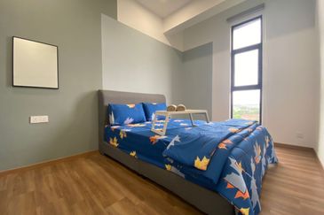 THE COVE HILLSIDE RESIDENCE