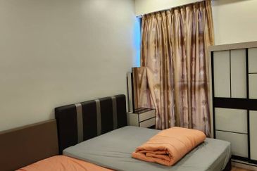 THE COVE HILLSIDE RESIDENCE