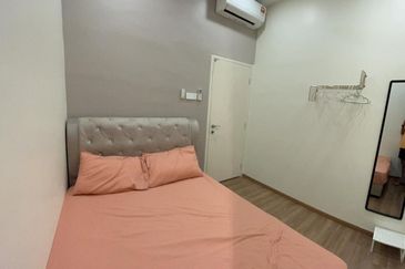 THE COVE HILLSIDE RESIDENCE