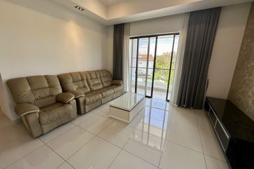 KONDOMINIUM D'TUJUH (SEVEN @ THOMPSON)