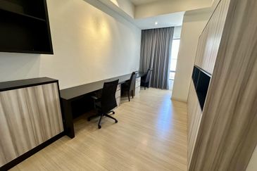 KONDOMINIUM D'TUJUH (SEVEN @ THOMPSON)