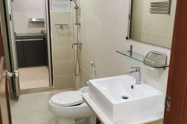 KONDOMINIUM DAMAIPURI