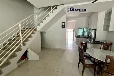 Springfields Residences (Taman Pinji Tropika)