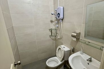 Springfields Residences (Taman Pinji Tropika)