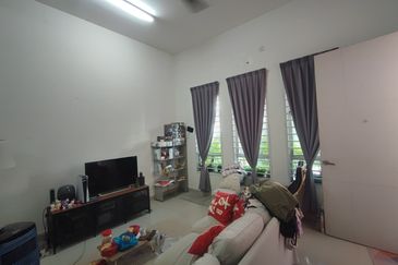 Austin Residence @Taman Mount Austin