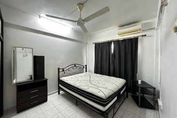 Sri Intan (Bandar Seri Alam)