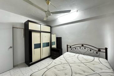 Sri Intan (Bandar Seri Alam)