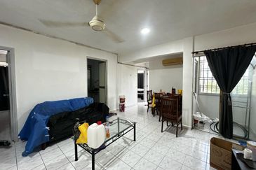 Sri Intan (Bandar Seri Alam)